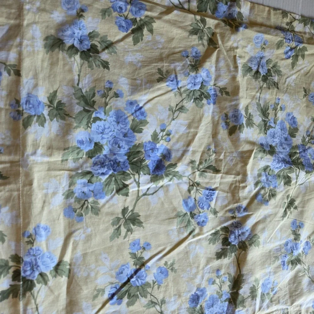 Laura Ashley Standard Envelope Pillow Sham Yellow Blue Country Floral Cottage